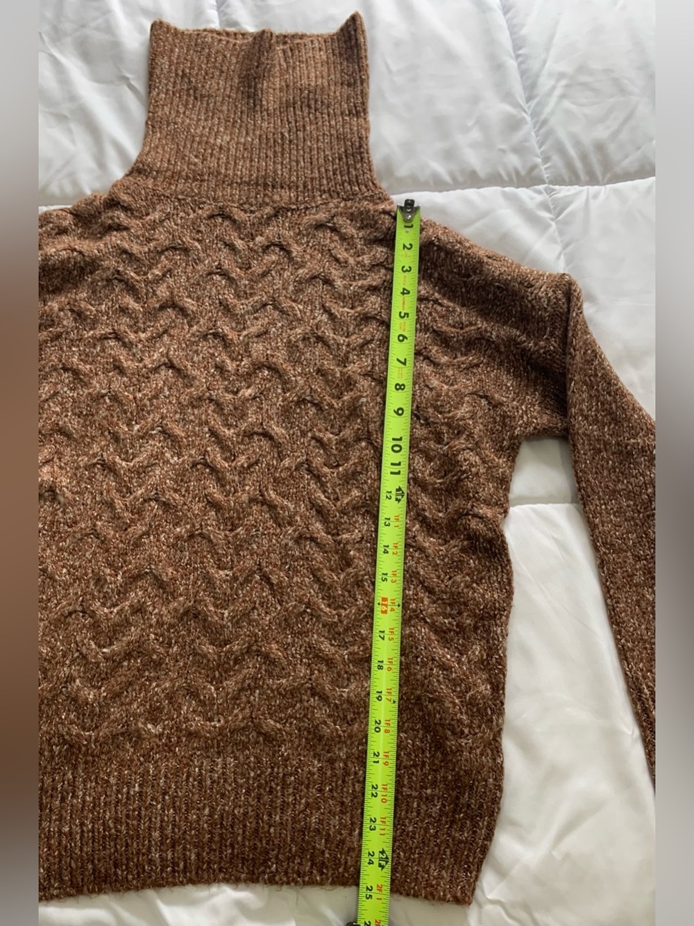 New Ricki’s turtle neck Sweater Size S - Picture 2 of 4